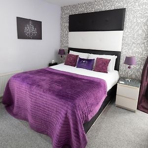 Double Room Private Bathroom